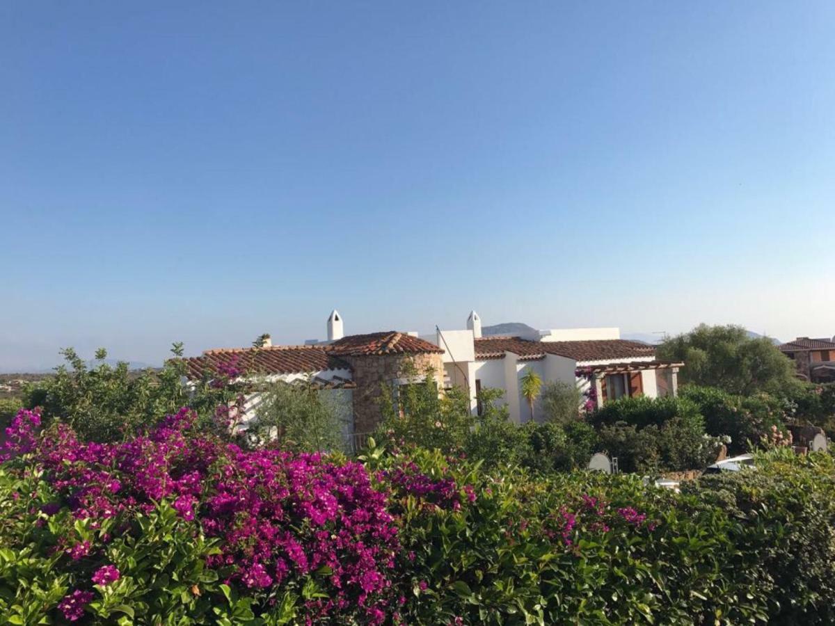 Le Case Del Mare Porto San Paolo  Zewnętrze zdjęcie
